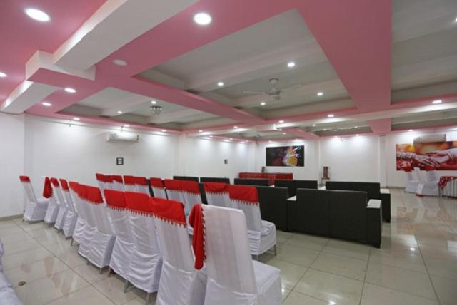 Krb Paradise Isbt Hotel Dehradun