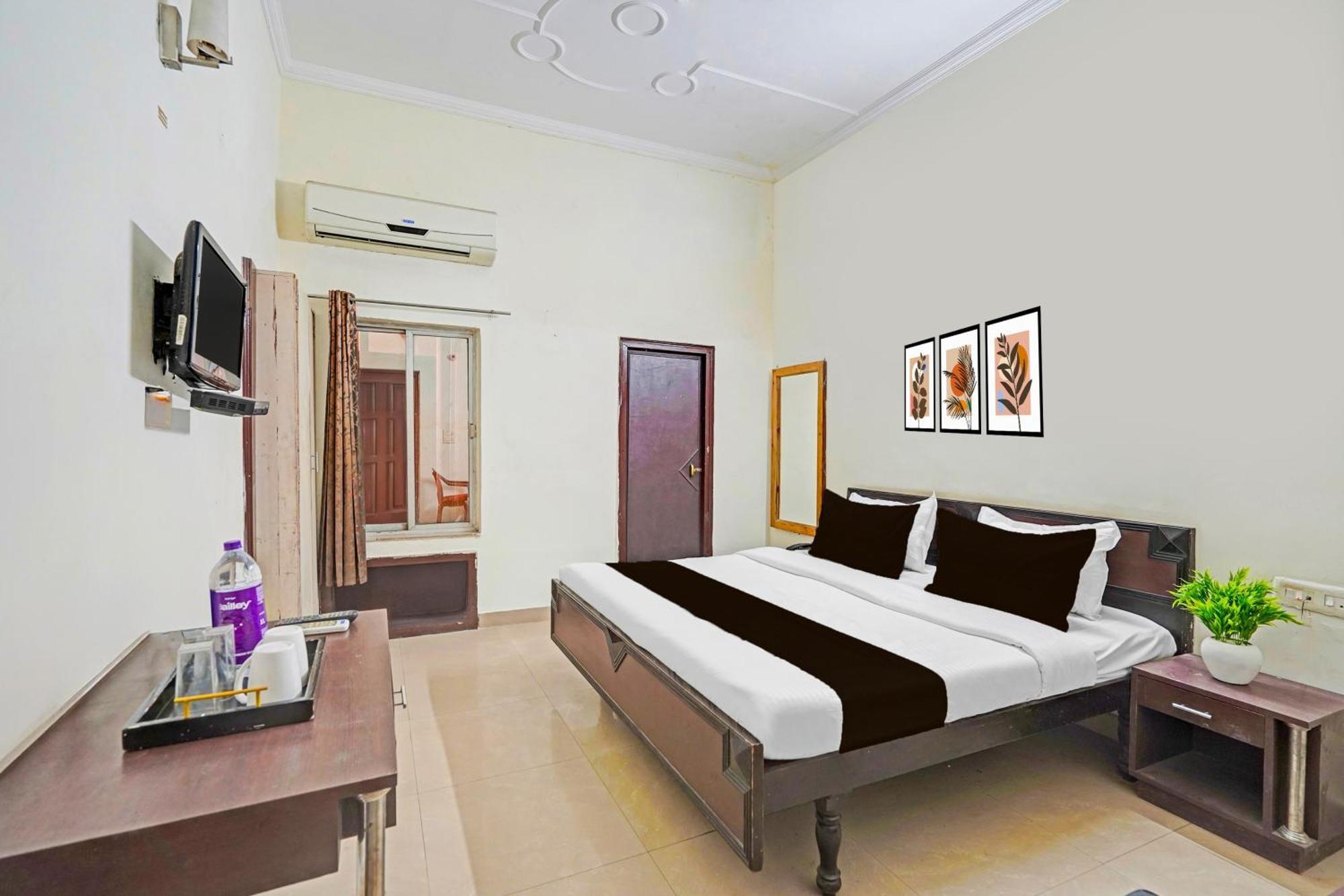 Hotel Super Collection O Race Course *