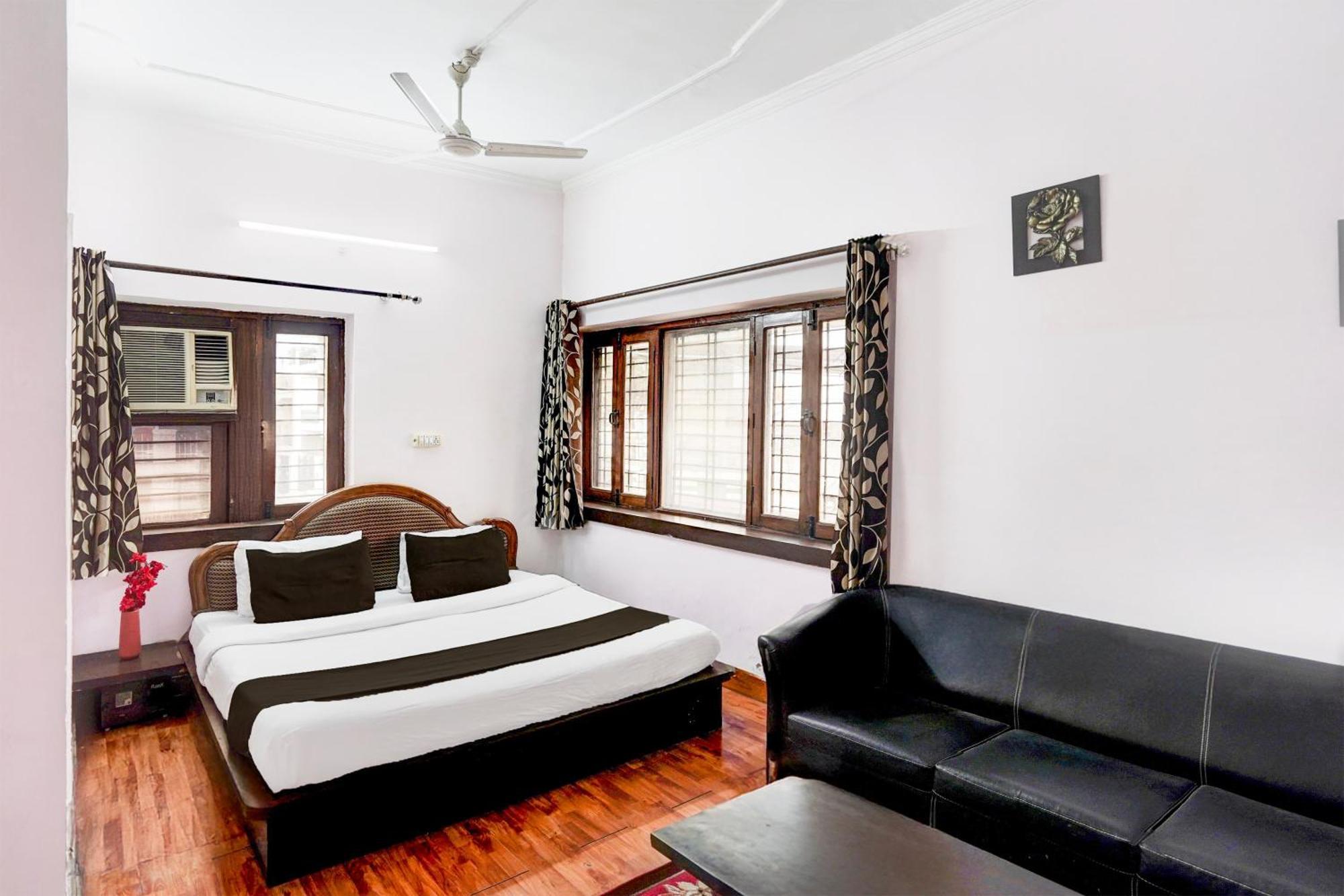 Hotel Super O Krishna Nagar Chowk Near Ongc
