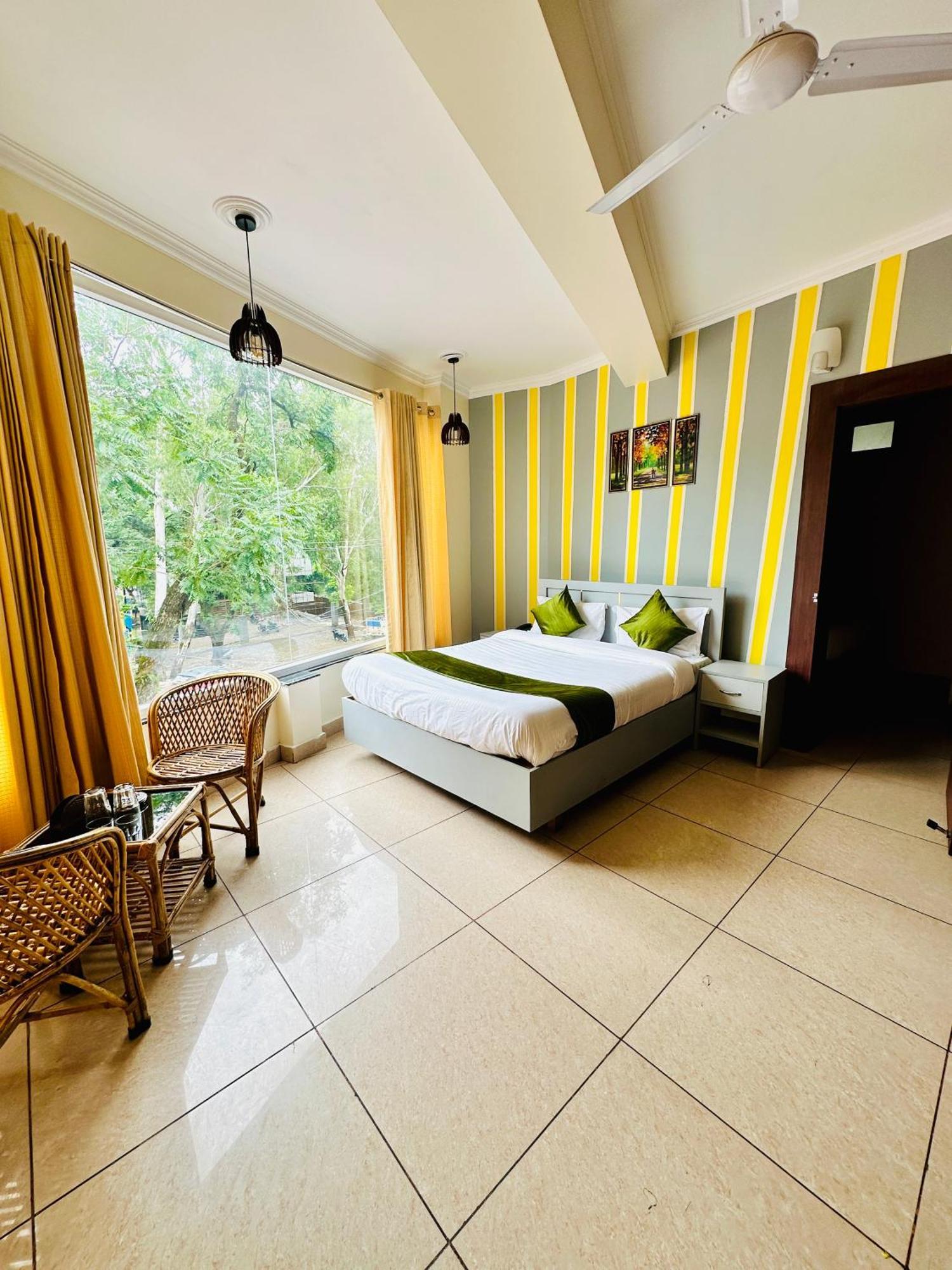 Clover By Arony Hospitality Dehradun