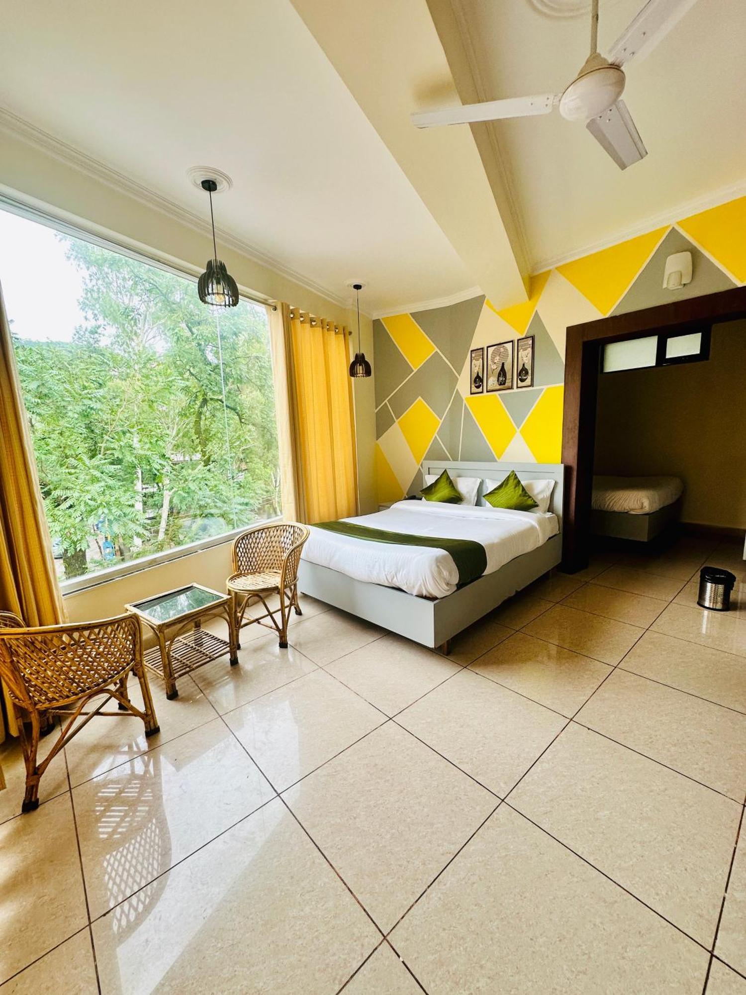 Clover By Arony Hospitality Hotel Dehradun