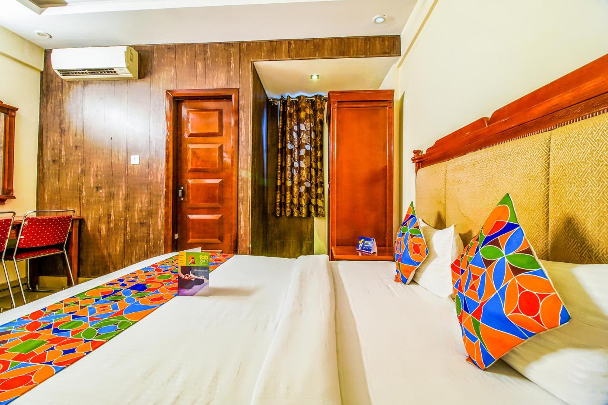 Hotel Fabhotel Kenil Star 3*
