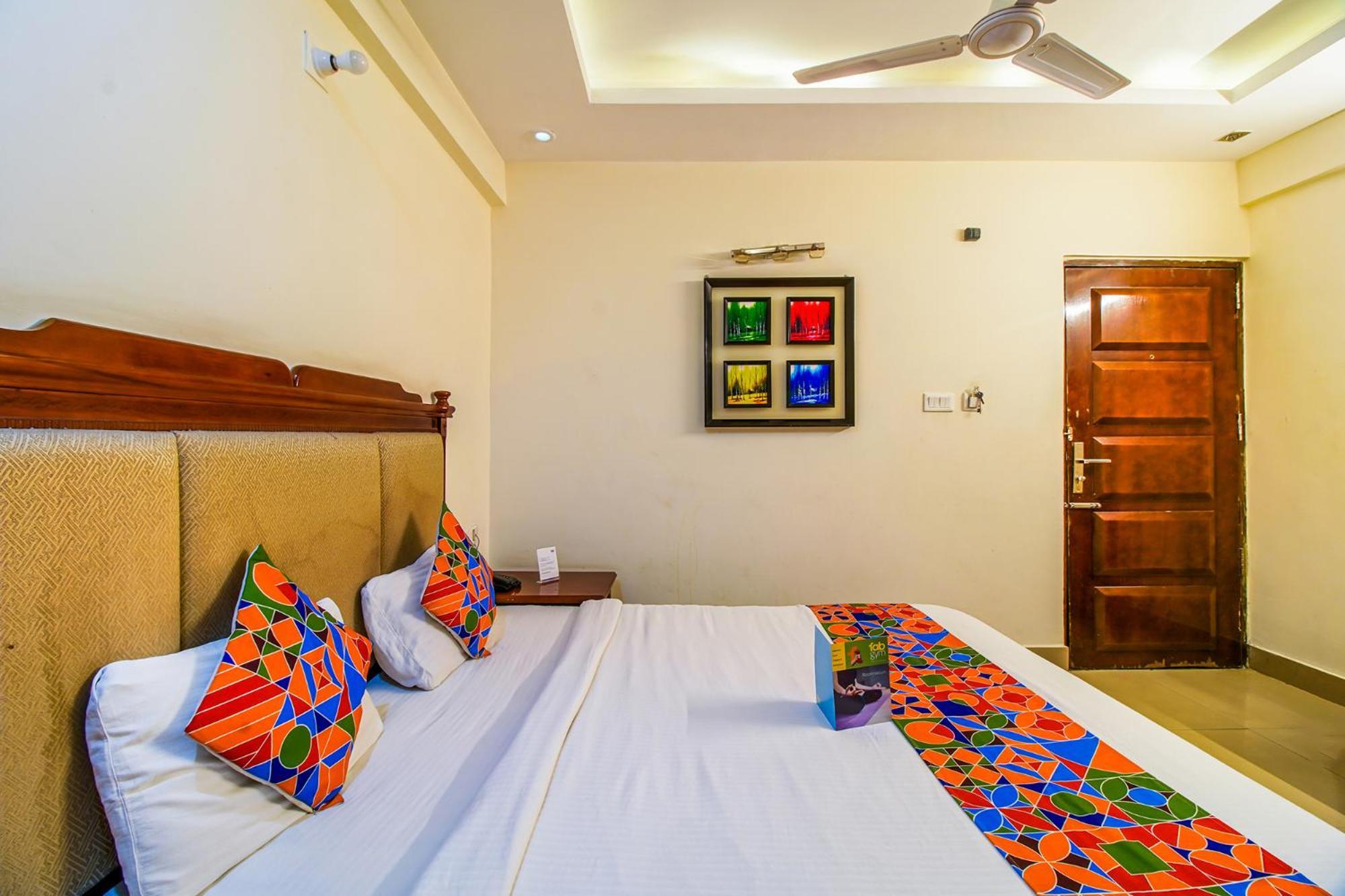 Fabhotel Kenil Star Dehradun