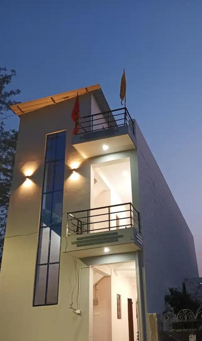 Independent * Dehradun