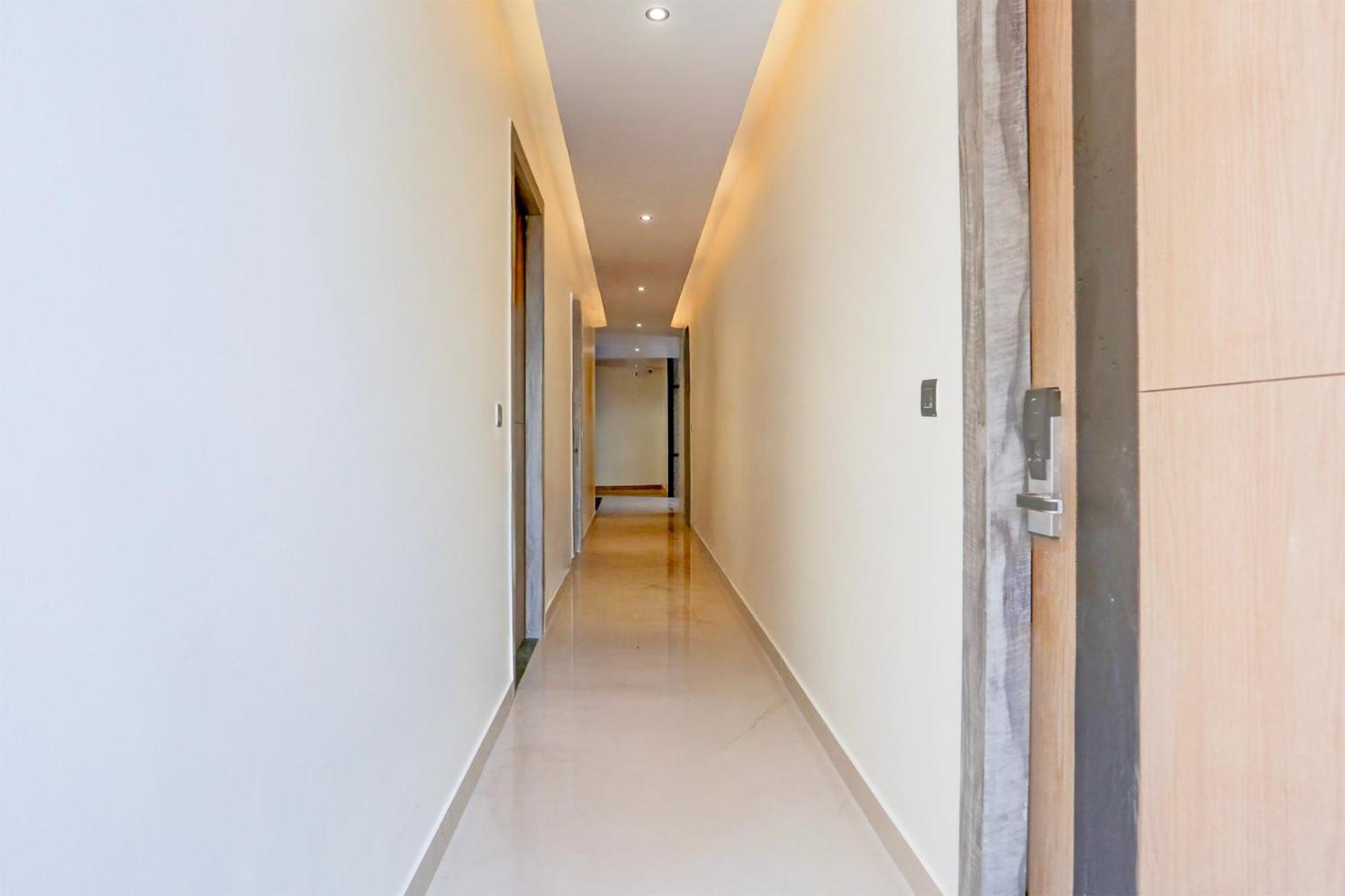 Super Townhouse Isbt Dehradun