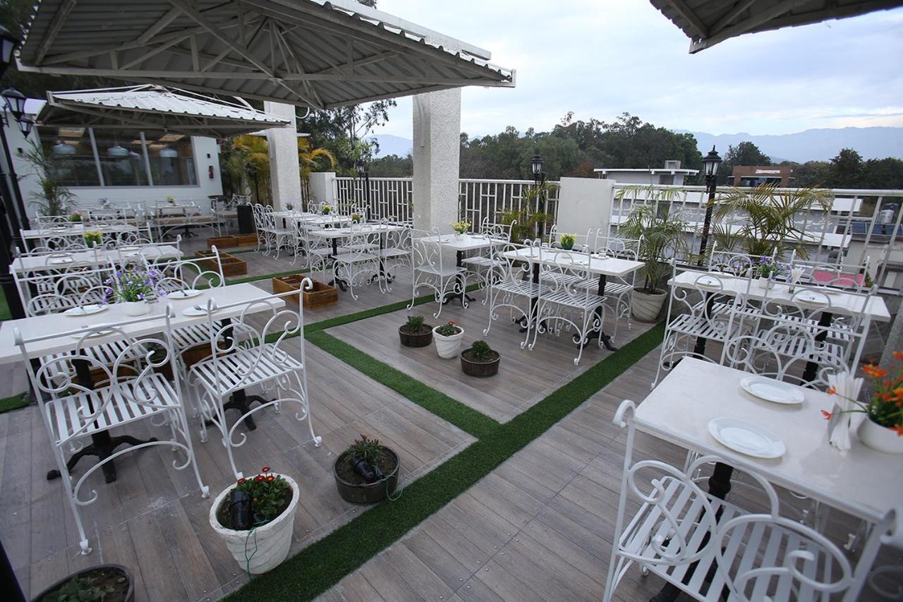 Hotel Gold Stone Comfort Dehradun