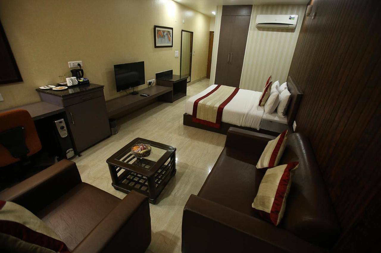 Gold Stone Comfort Hotel 3*