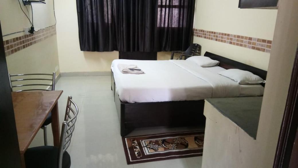 Hotel O Hya's *