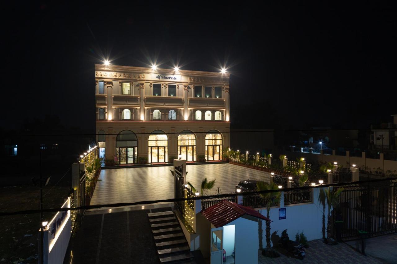 V One Pride 3* Dehradun