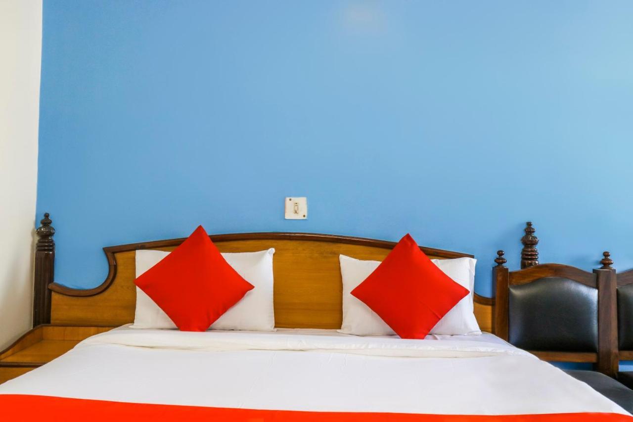 Oyo 65896 Blue Raven Hotel