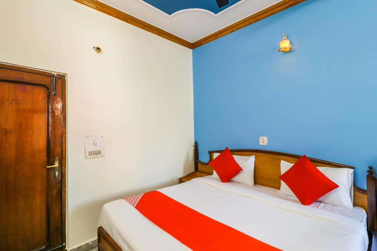 Hotel Oyo 65896 Blue Raven