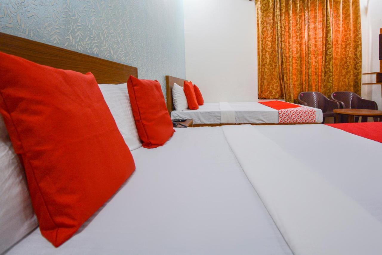 Oyo Shiva Palace Hotel 3*
